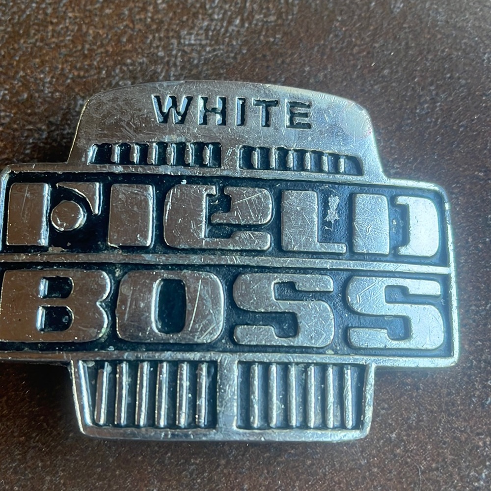 WHITE FIELD BOSS bell buckle